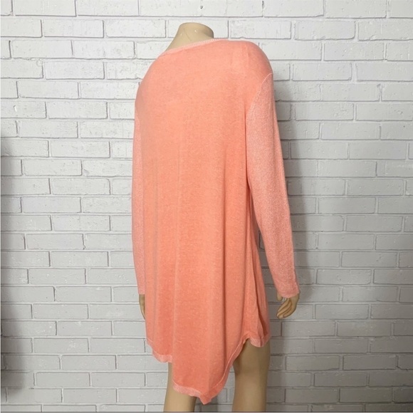 Two by Vince Camuto Women’s Peach Sweater - Picture 4 of 7